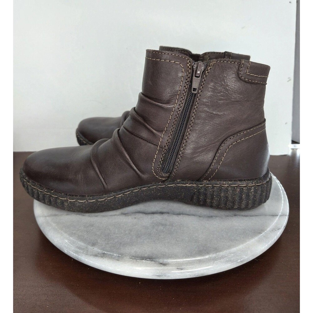 Clarks Collection Ankle Boots Womens Size 8 Brown Leather Zip Wedge Booties - Picture 10 of 16